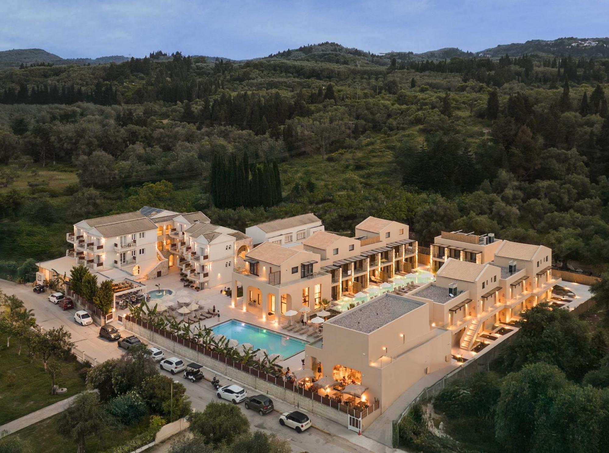 Ekati Mare Lifestyle Resort Kávos Esterno foto